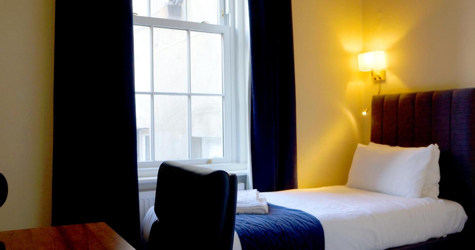 The Pier Hotel Eastbourne Exterior photo